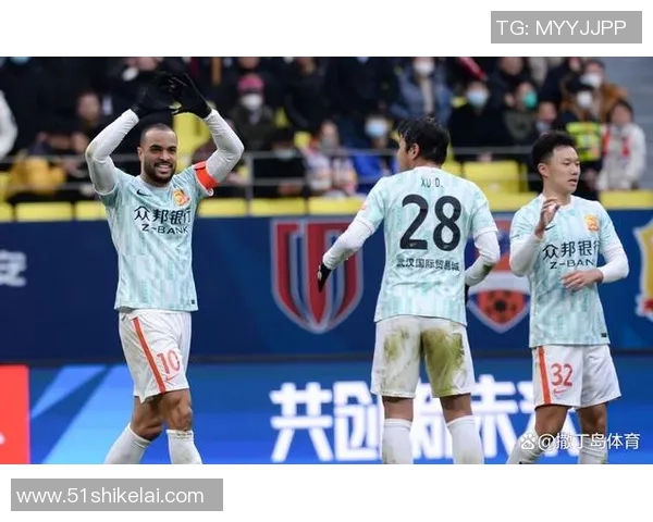 广州篮球队心理素质强劲跻身全国前四展现团队韧性与斗志